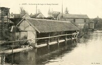 Le Lavoir et le Logis du Bourg Chevreuil - Lavandière