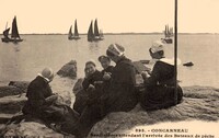 Sardinières attendant l'arrivée des Bateaux de pêche