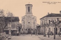 Beaucaire - L'Eglise et Place