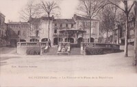 Vic-Fezensac - Le Kiosque et la Place de la République