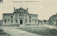 La Mairie et les 'Écoles