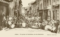 Un groupe de Dentelliers ,rue des Boucheries