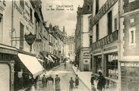 La Rue Pasteur
