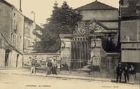 Le Théâtre