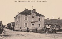 Essertenne-et-Cecey - Place de la Mairie