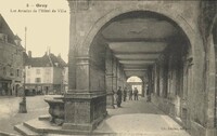 Les Arcades de l'Hôtel de Ville