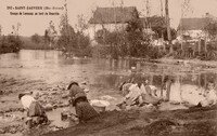 Saint-Sauveur - Groupe de Laveuses au bord du Breuvhin