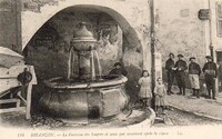 La Fontaine des Soupirs et ceux qui soupirent après la classe