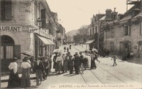 La Place Peyramale -Le Bureau de poste