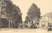 Boulevard de Versailles près du Pont