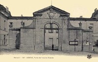 Porte de l'ancien Évêché