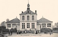 La Mairie et la Place