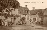 Fléré-la-Rivière - Place de L'Eglise