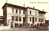 La Mairie et Groupe Scolaire