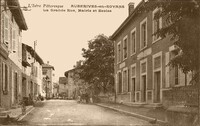 Auberives-en-Royans - La Grande Rue, Mairie et Écoles