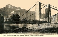 Brignoud - Villard-Bonnot - Pont suspendu sur l'Isère et la Dent de Crolles
