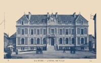 L'Hôtel de Ville 