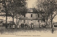 Saint-Just-Chaleyssin - La Mairie et l'Écoles