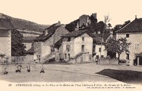 Vertrieu - La Place et les Ruines du Vieux Château