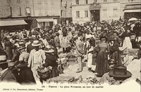 La Place Miremont, un Jour de Marché
