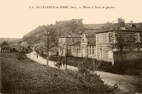 Villeneuve-de-Marc - Mairie et École de garçons