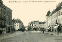 La Place de la Liberté - Statue du Général Lecourbe