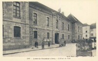 L'Hôtel de Ville 