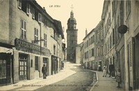 Saint-Amour - La Rue de Bresse et L'Eglise