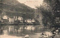 CAPDENAC-GARE - Vue sur la Rive Droite et Capdenac le Haut - Lavandières