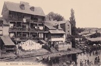 RENNES  - Le Château Branlant -Lavandières