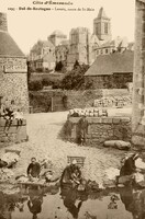 DOL- de - BRETAGNE - Lavoir , route de St-Malo