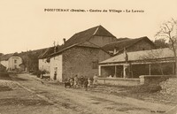 POMPIERRE - Centre du Village - Le Lavoir