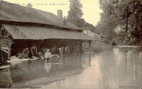 GORRON - Le Lavoir au Pont d'Hercé