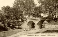 LE  BREUIL - Le Pont sur L'Azergues - Lavandières