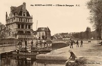 MORET- sur -LOING  - L'Ecluse de Bourgogne - Lavandière