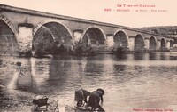 MOISSAC -  Le Pont -Vue Amont - Lavandières