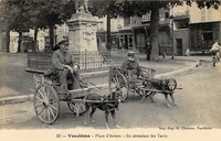 Place D'Armes -En attendant les Taxis