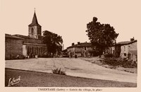 Entrée du Village, la place