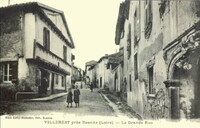 Villerest - La Grande Rue