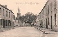 Amilly - La Poste et Place de L'Eglise