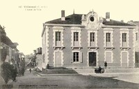 L'Hôtel de Ville 