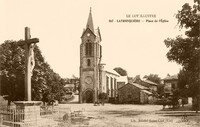 Latronquière - Place de L'Eglise