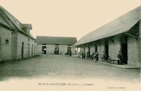 Doué-en-Anjou - La Fontaine - L'Abattoir