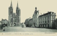 L'Hôtel de Ville  et la Cathédrale