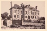 L'Hôtel de Ville