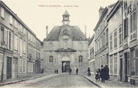 L'Hôtel de Ville 