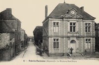 La Mairie et Rue Neuve