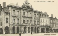 L'Hôtel de Ville 