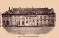 L'Hôtel de Ville 