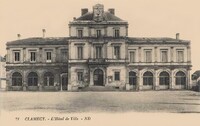 L'Hôtel de Ville 